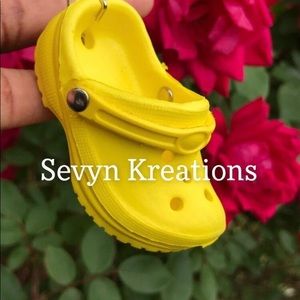 mini crocs keychains